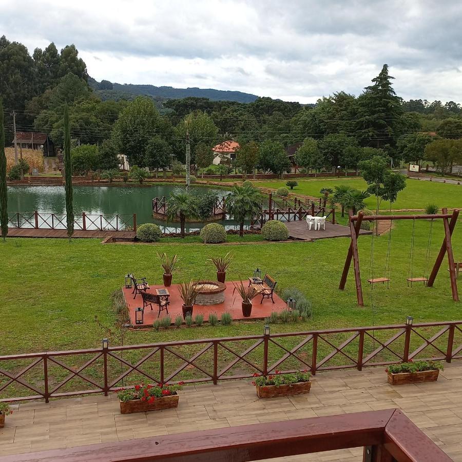 Palast Haus Pousada Gramado Exterior foto